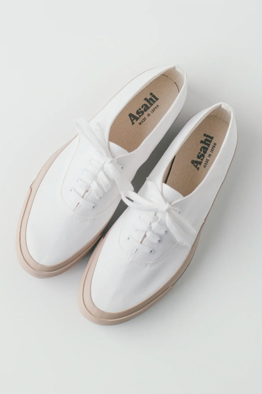 Deck clearance shoes white