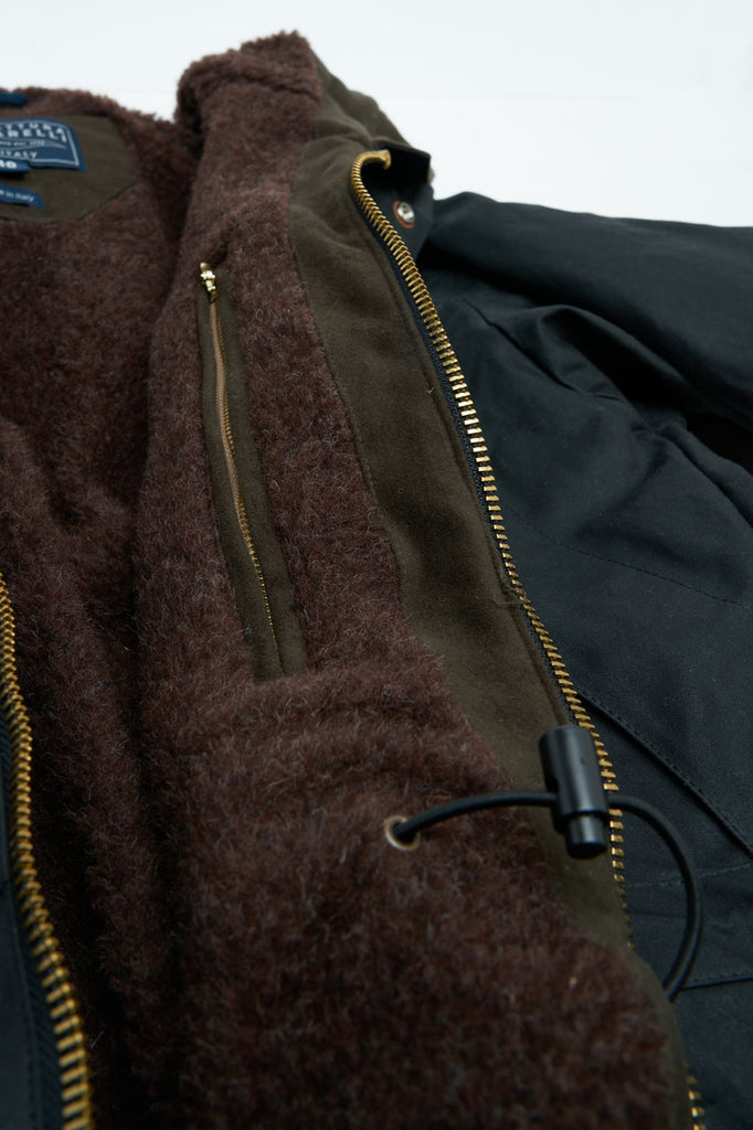 Manifattura Ceccarelli Waxed Long Mountain Jacket Wool Teddy Fur Black