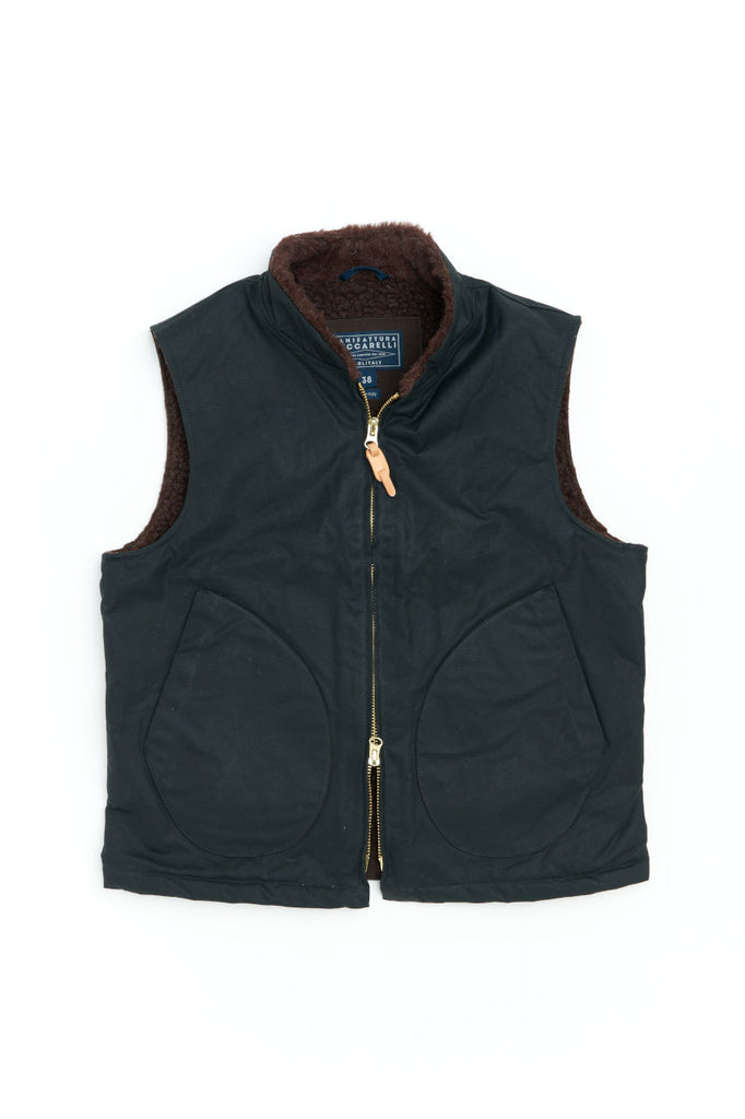 Manifattura Ceccarelli Waxed Mountain Vest Wool Teddy Fur Black