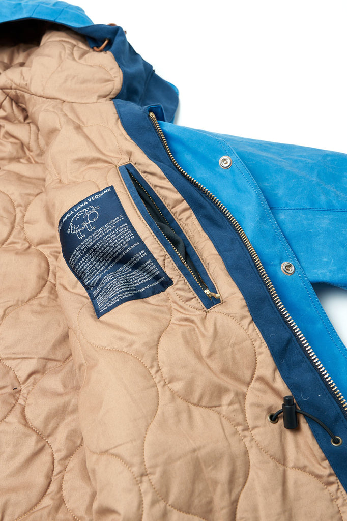 Manifattura Ceccarelli Waxed Mountain Jacket Wool Padded Light Blue
